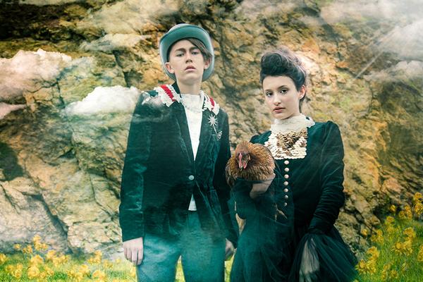 Modern Queen Kids Shining Armor Collar in Gold